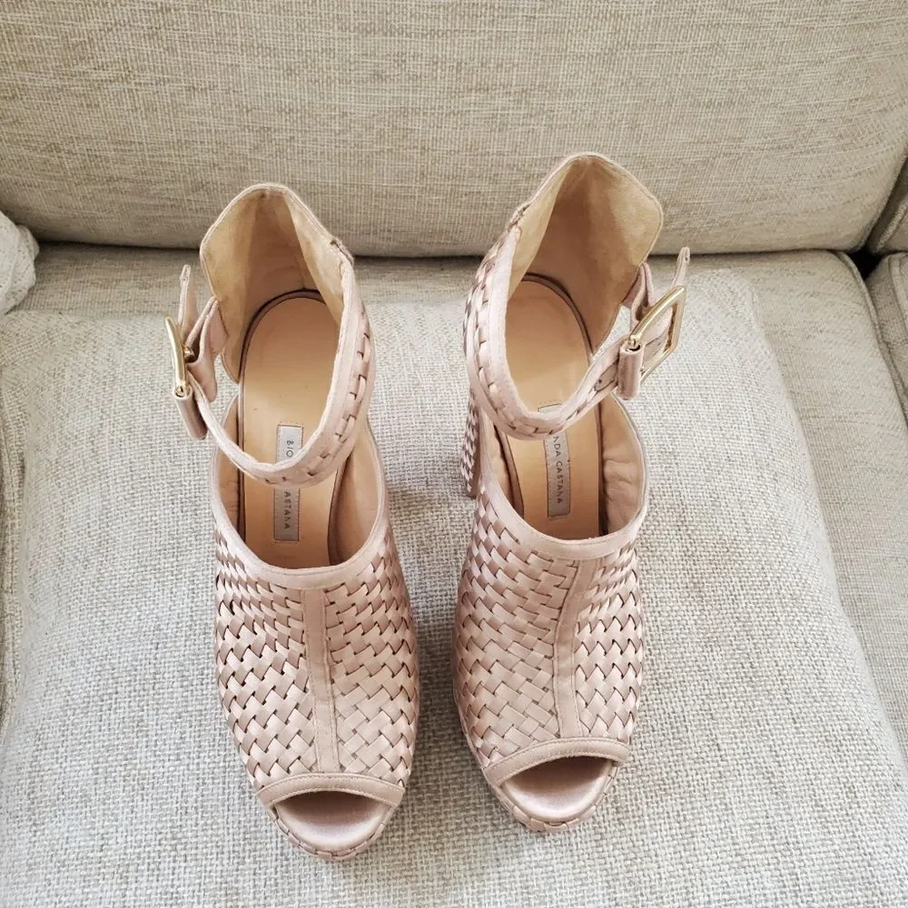 Bionda Castana Cloth Sandals sz 5.5